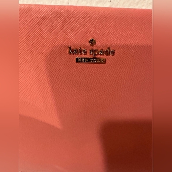 Kate Spade Sima Cameron Street Yucaanpink crossbody or clutch like new no tags - Picture 7 of 11
